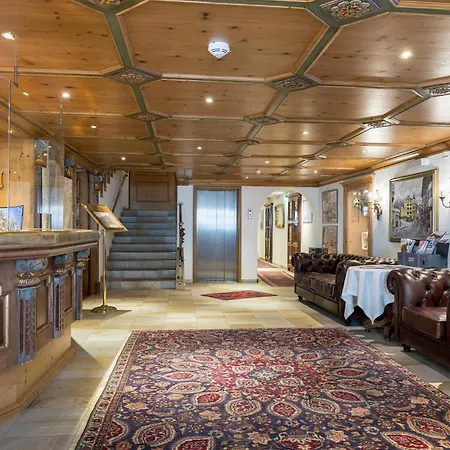 Hotel Alte Post 4*
