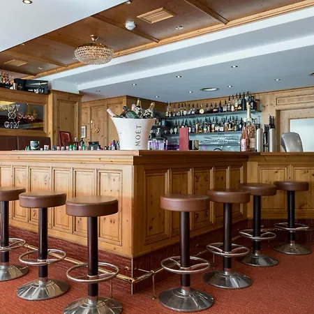 Alte Post Hotel 4*